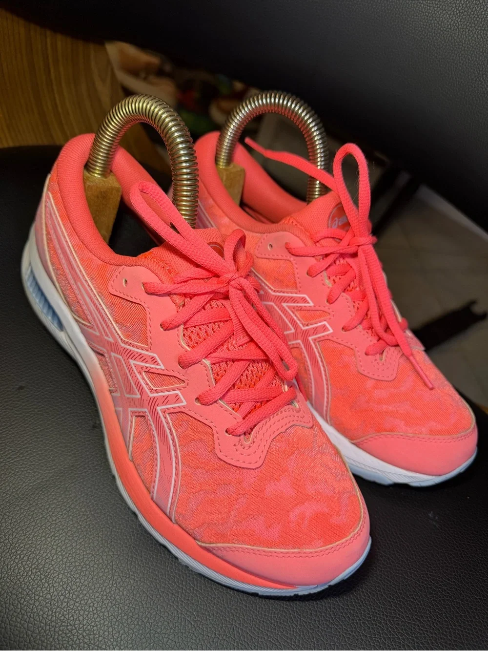Asics Gel Cumulus 23 GS 'Blazing Coral' Sz 6.5